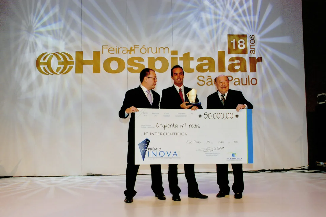 Imagem da publicação: Intercientifica vence o Prêmio Abimo Inova Saúde 2011